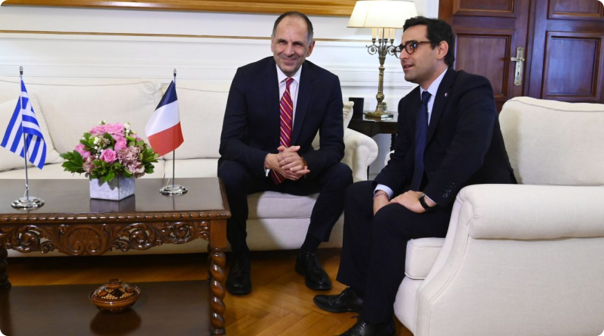 εναλλακτικό της θεματικής κατηγορίας “πολιτική αρθρογραφία”